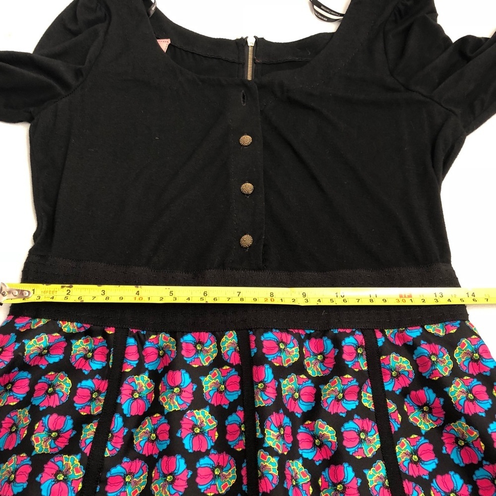 Phoebe Couture black multicolor mixed media rayon silk dress - Picture 6 of 8